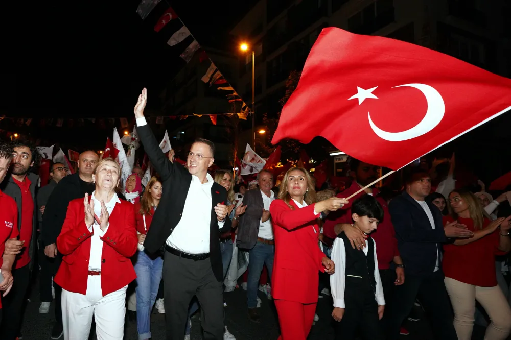 Beylikdüzü’nde Binlerce Kişi 100.Yıl İçin Yürüdü