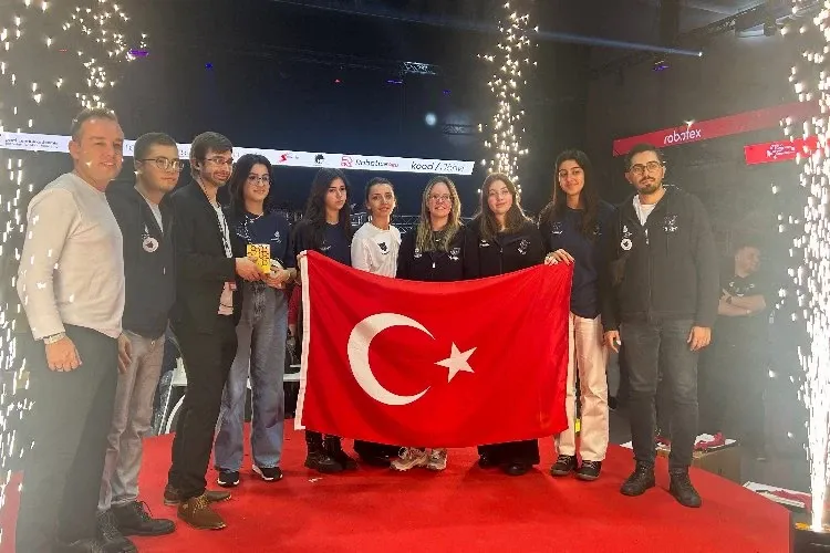 İBB TECH İLK ULUSLARARASI ÖDÜLLERİNİ ALDI