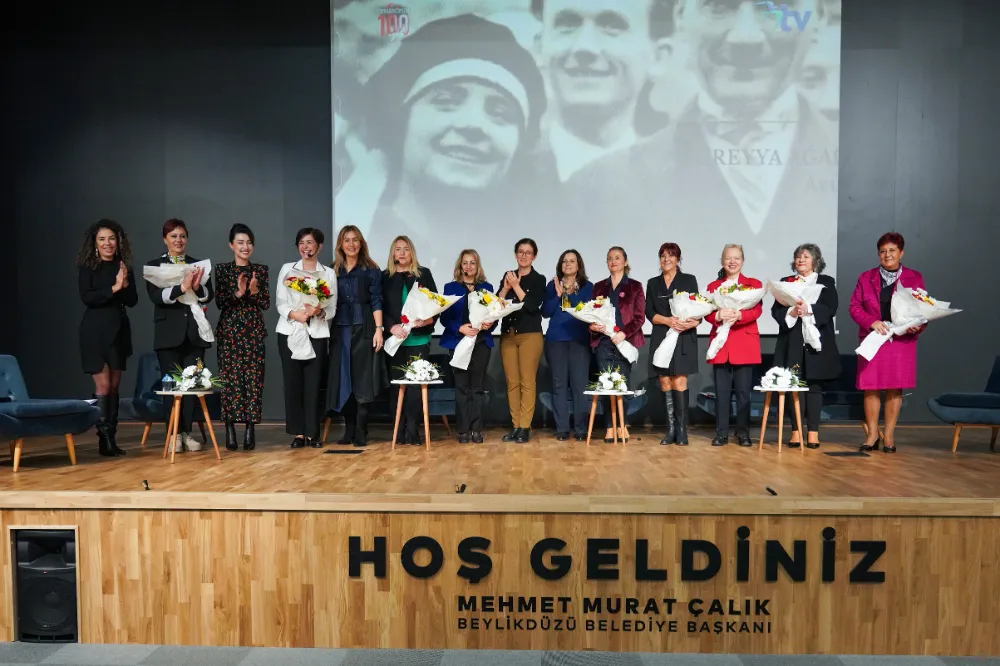 Beylikdüzü’ndeki Kadınlar Dünya Kadın Hakları Günü’nde Bir Araya Geldi