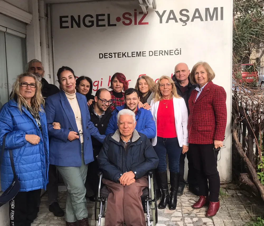 Engel-Siz Yaşamı Destekleme Derneği Kadın Kollarının  Etkinliği..