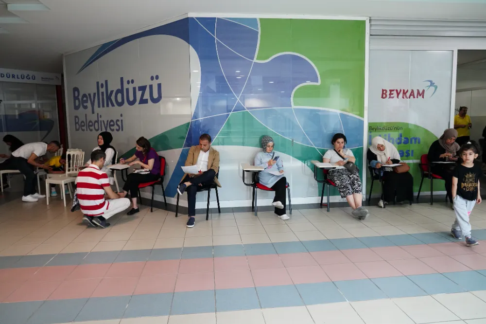 Beylikdüzü Belediyesi Yüzlerce Kişiye İstihdam Sağladı