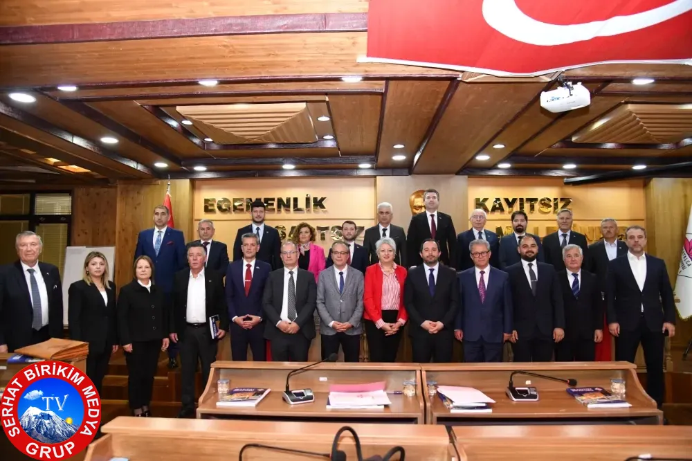 Çatalca Belediyesi İlk Meclisini Güzel, Başkanla Yaptı