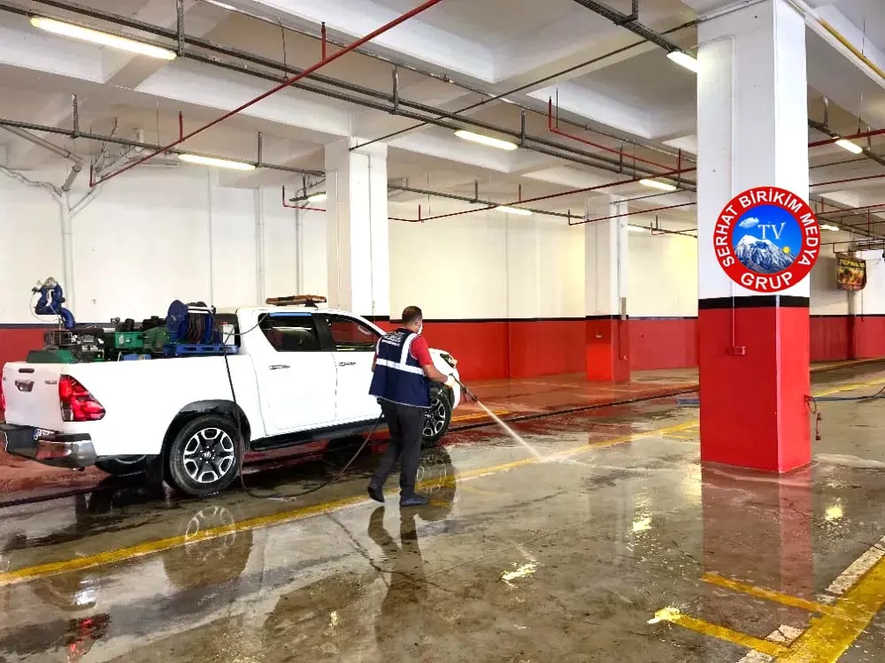 ESENYURT’TA KURBAN KESİM ALANLARI TEMİZLENDİ