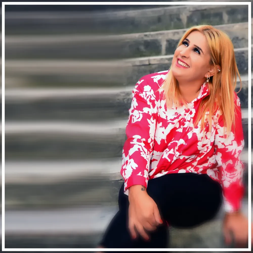 Türk Halk Müziğine Gönül Veren Bir Ses: Dilek Albayrak