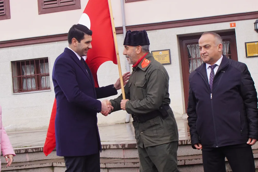Avcılar’dan Yola Çıkan Türk Bayrağı Çanakkale’ye Ulaştı