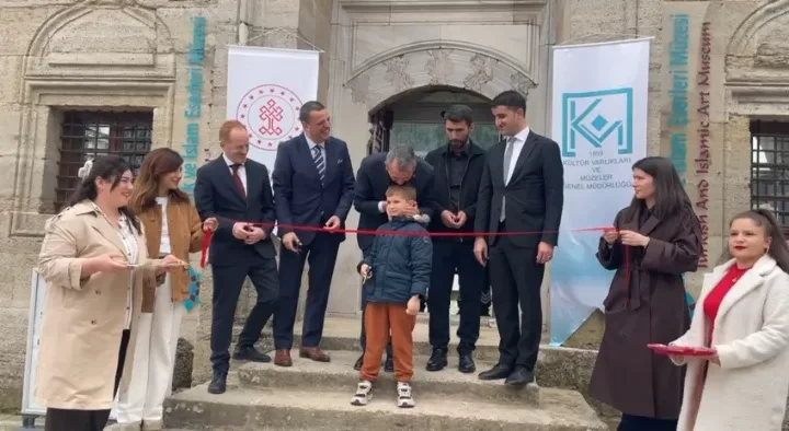 Edirne’de “Tarih Boyunca Silah Teknolojisinin Gelişimi” Sergisi Açıldı