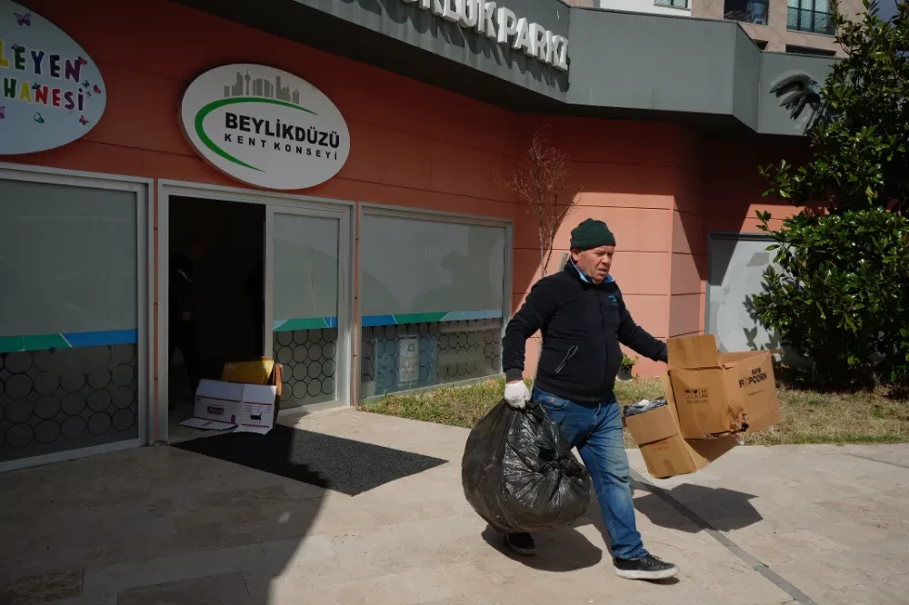 Beylikdüzü’nde Atıklar Fidana Dönüştü