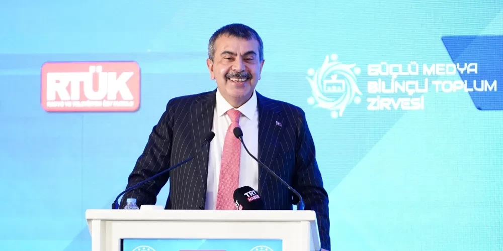 Güçlü Medya Olmadan Bilinçli Toplum Olmaz