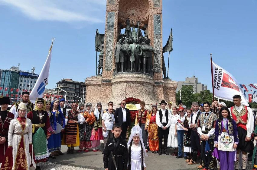 9 ülkeden 450 sanatçının katıldığı Avcılar Bathonea Kültür ve Sanat Festivali coşkuyla kutlandı