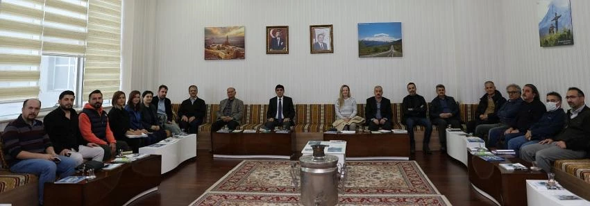 Rektör Alma Başkanlığında Iğdır’ın Sorunları Masaya Yatırıldı