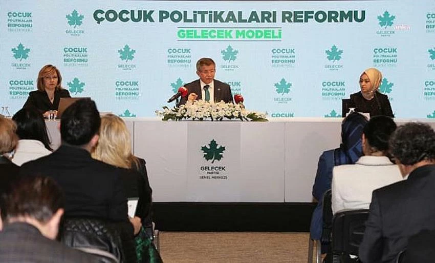 Ahmet Davutoğlu: 