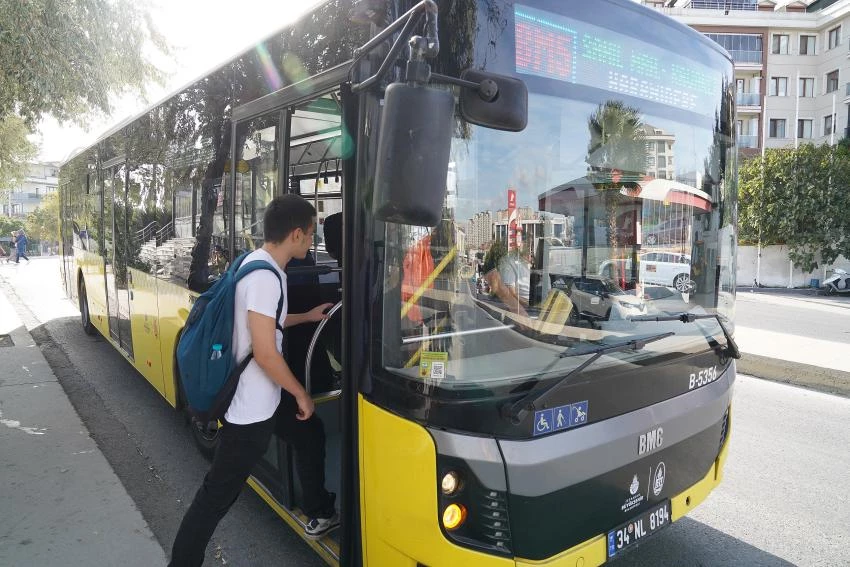 Bm5 Hattı Yeni Güzergâhı İle Seferlere Başladı