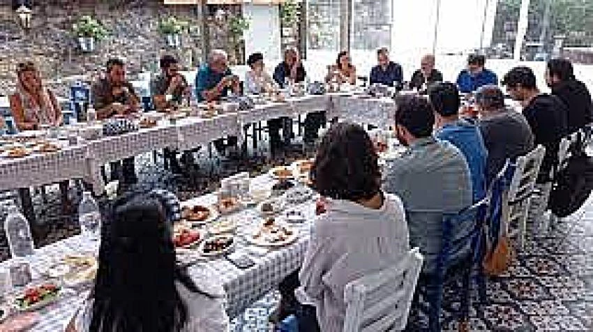 TKP’den gazetecilerle buluşma: Cumhuriyetçilerle sosyalistleri yan yana getireceğiz 